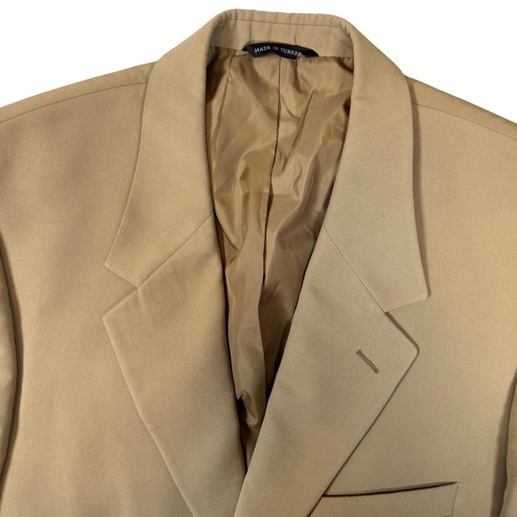 L.L. Bean Other - LL Bean Traveler Microfiber Blazer Mens 45R Tan Khaki 2‎ Button Sport Coat